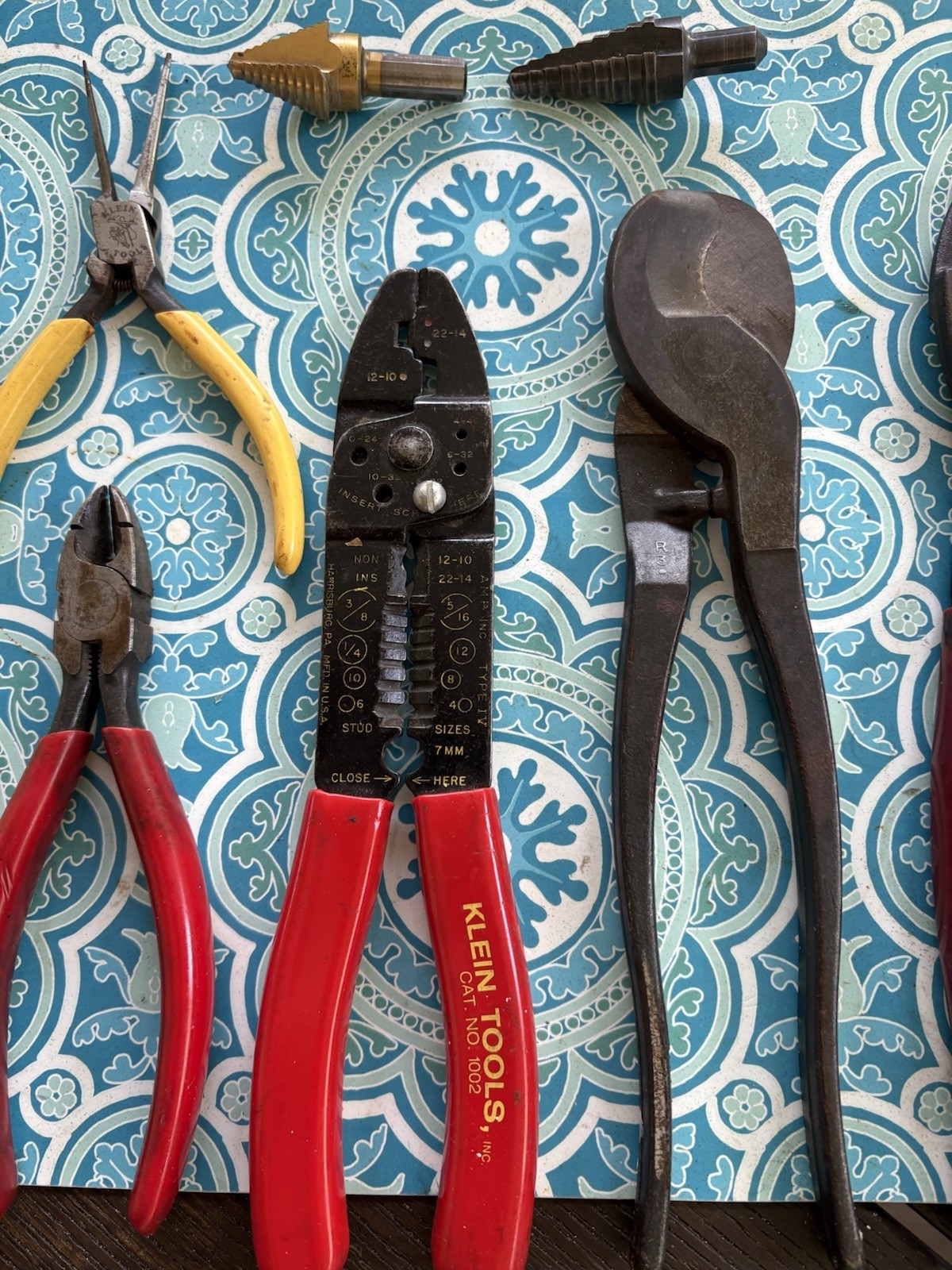 Klein Tools Electrician Tool Lot 8 Piece, Pre Owned