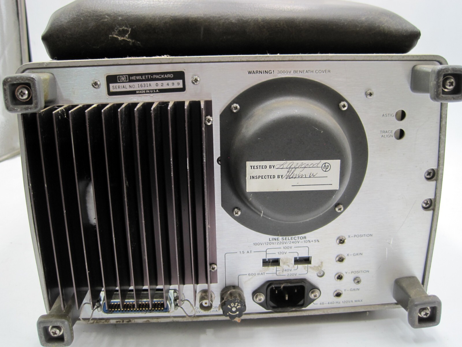 HP 1600A Logic State Analyzer W/Manual