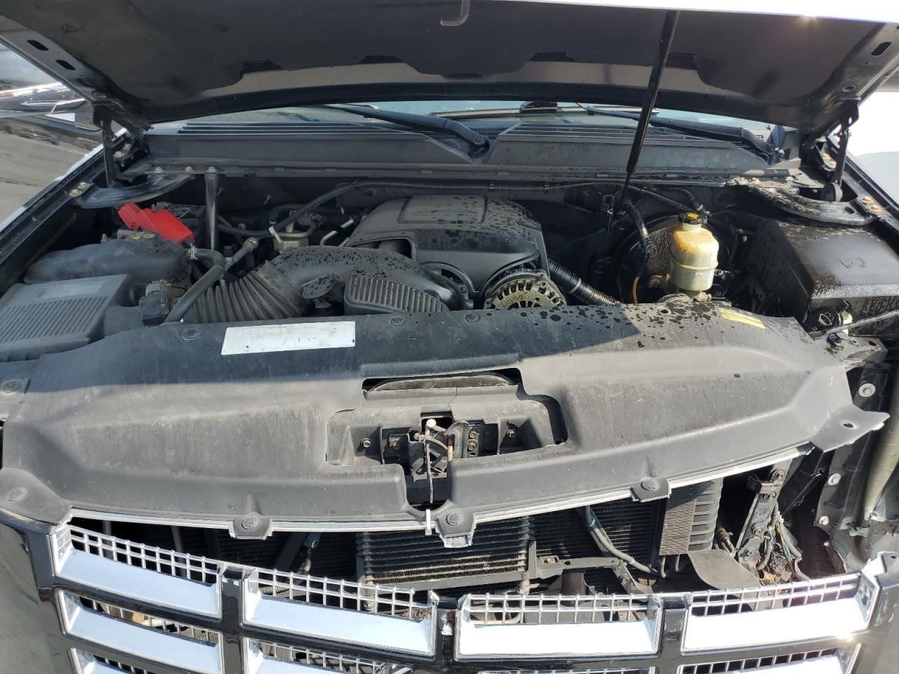 ESCALAESV 2011 Glove Box 4604416