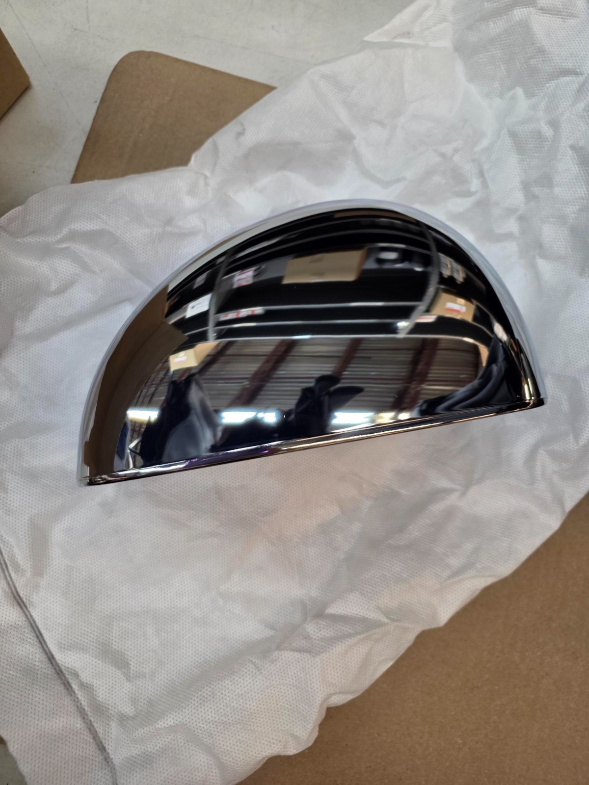 GENUINE NEW OEM INTERNATIONAL LEFT HAND CHROME MIRROR COVER 2514671C1