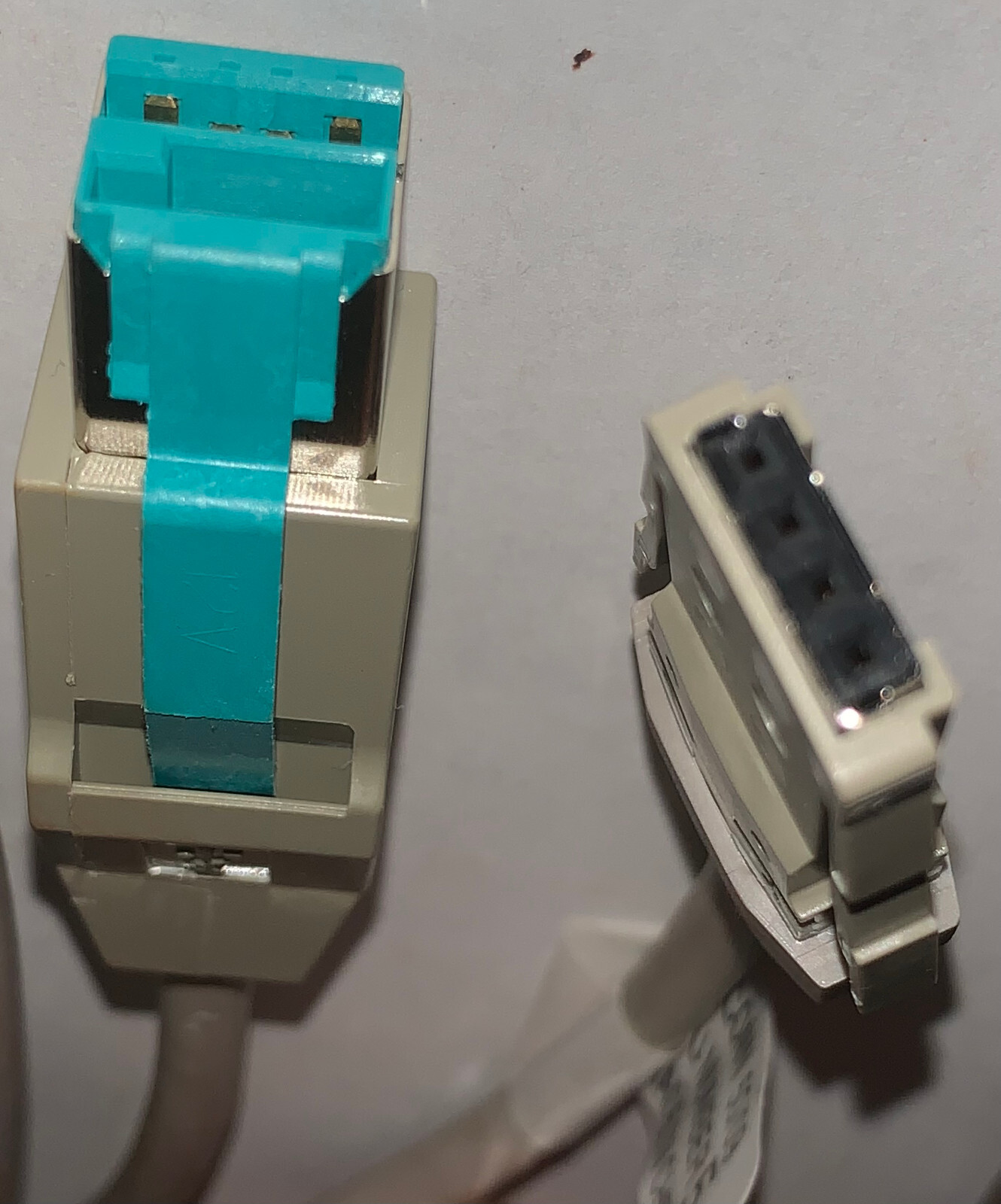 IBM LCD USB Powered Cable - 42M5606