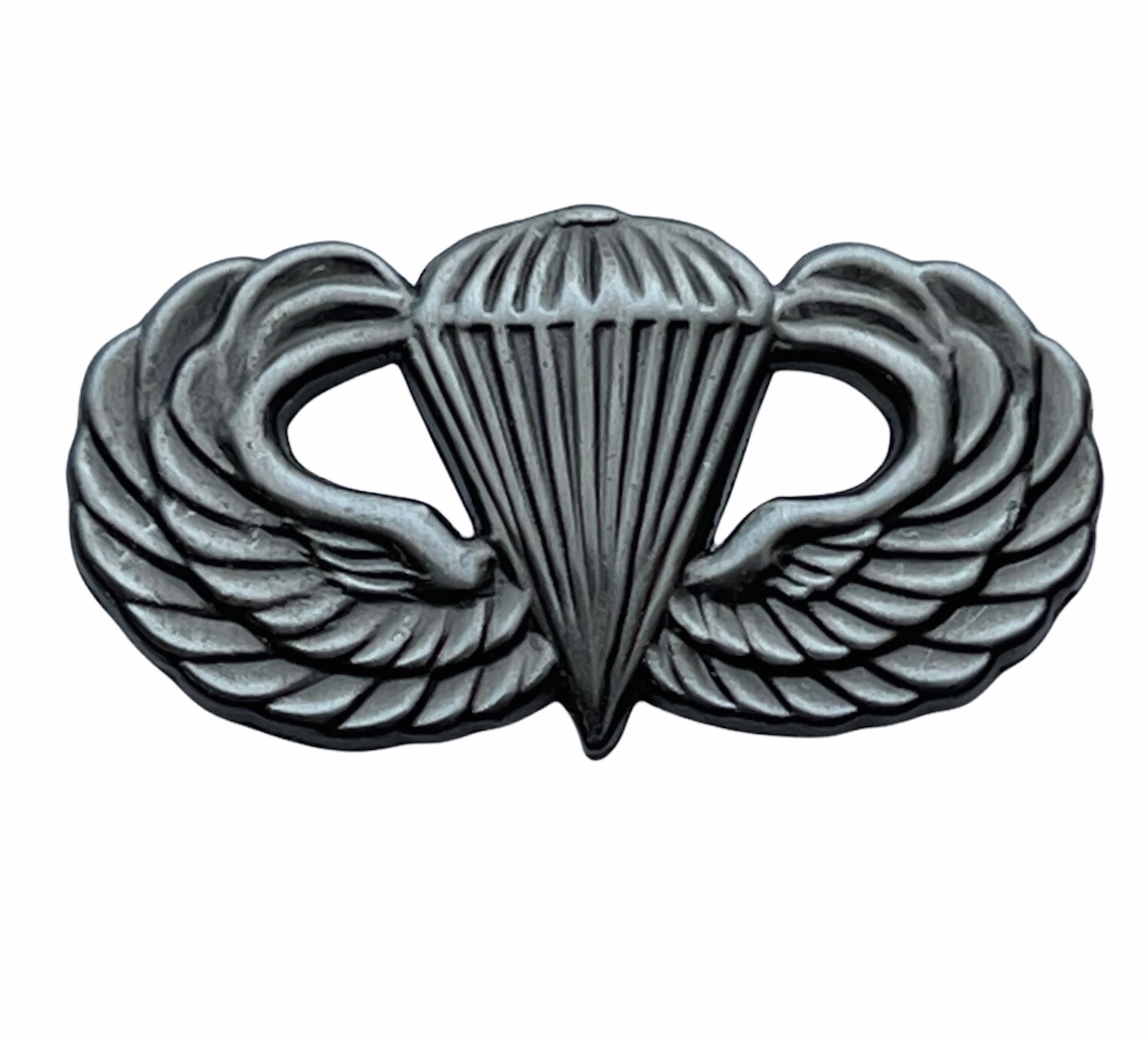 Parachutist Paratrooper Wings 1 1/4 inch Hat Lapel Pin H17475an F4D34X