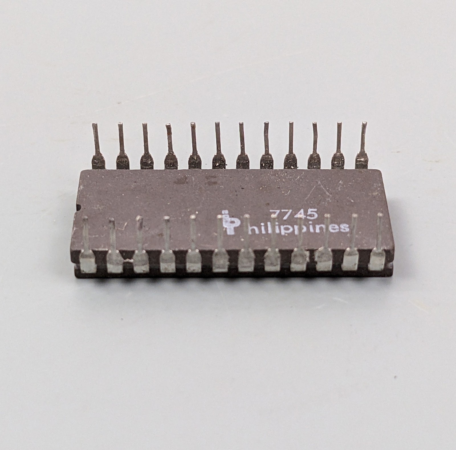 Intel D3104 High Speed 16 bit Content Addressable Memory IC