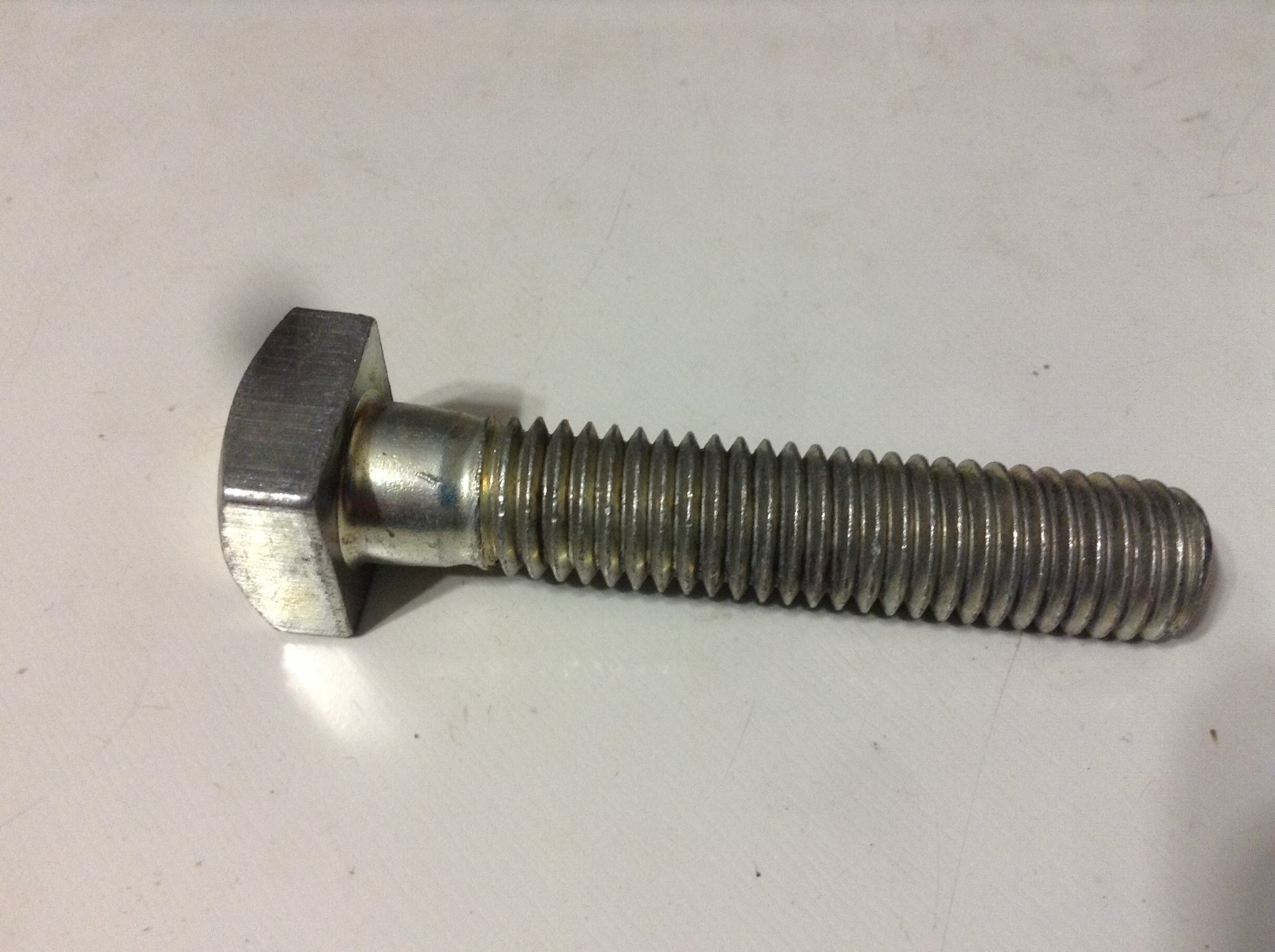 87972 - A New Bolt (1/2-13X2-1/2) For A David Brown 850, 880, 950, 990 Tractors