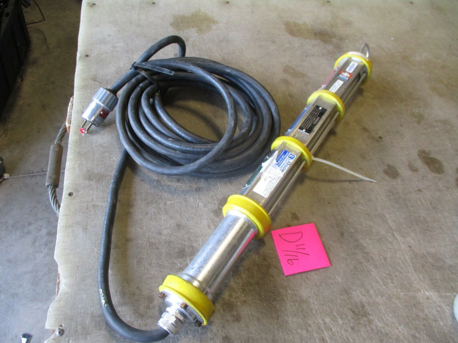Used K&H Hazardous Work Light for Hazardous Locations EP215-161-025N, Repairs Re