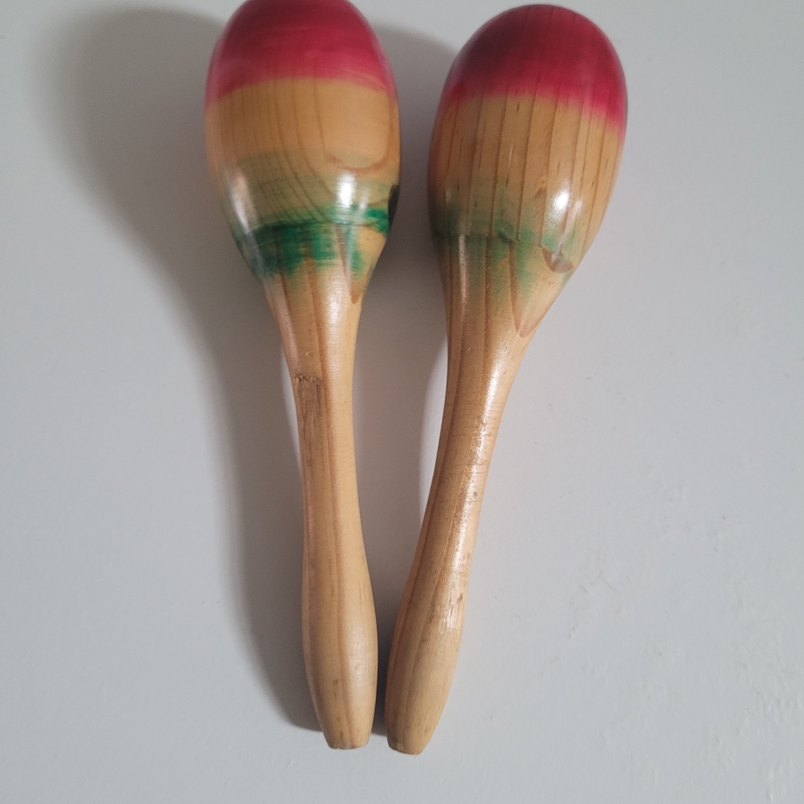 Maracas Wooden Shaker Musical Percussion Instrument for Adult Kids 6.75"