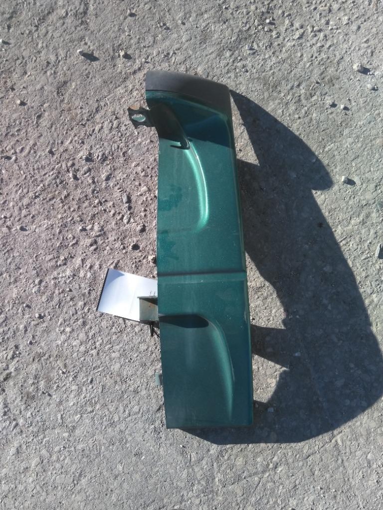 Replaces 2251299-001 2006 FREIGHTLINER COLUMBIA 120 CAB SKIRT FILLER PANEL ,  MN