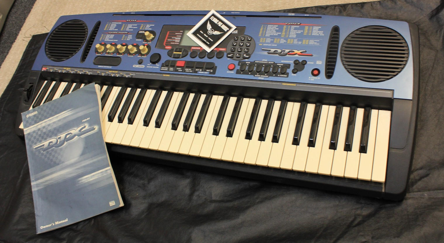 Vintage   Yamaha DJX PSR-D1 Excellent w/manual, power supply, soft case   Tested