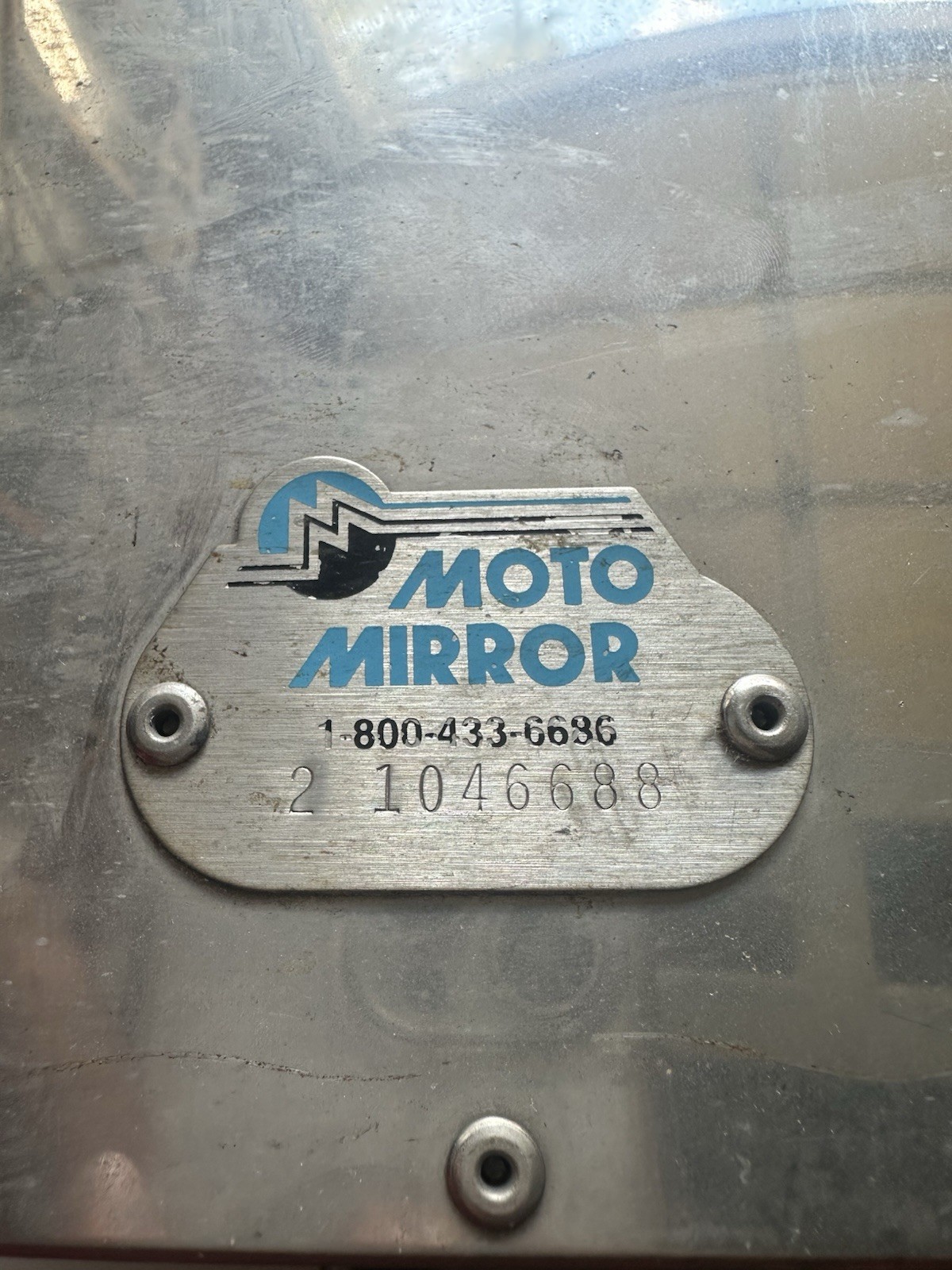 Moto-Mirror Left/Driver Door Mirror - Used