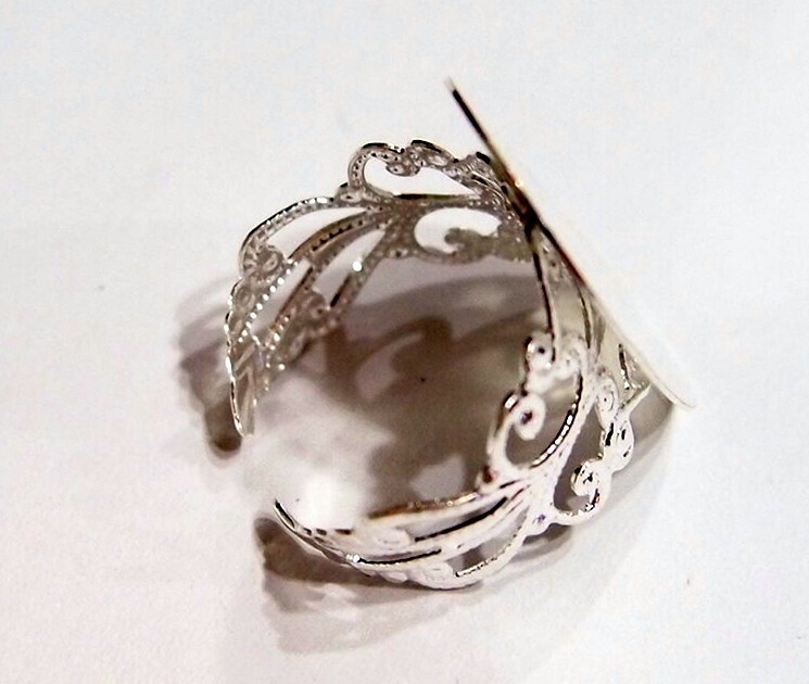 30 of 25x18mm Shiny Silver Adjustable Flat Face Victorian Scroll Ring Settings