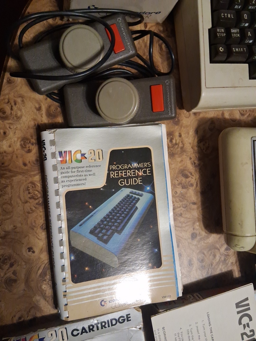 SEND OFFERS VIC 20 LOT CONSOLE 9 CARTRIDGES 2 C2N CASSETTES PADDLES USER GUIDE