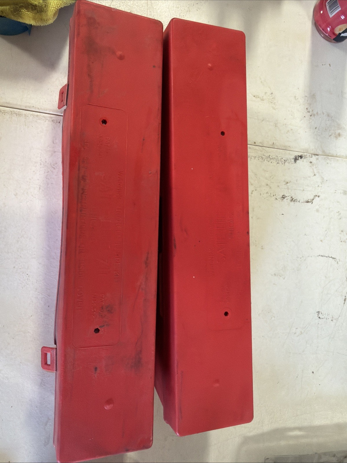Set Of Two Sate-Lite 711 Warning 3-Triangle Flare Kit **Free Shipping**