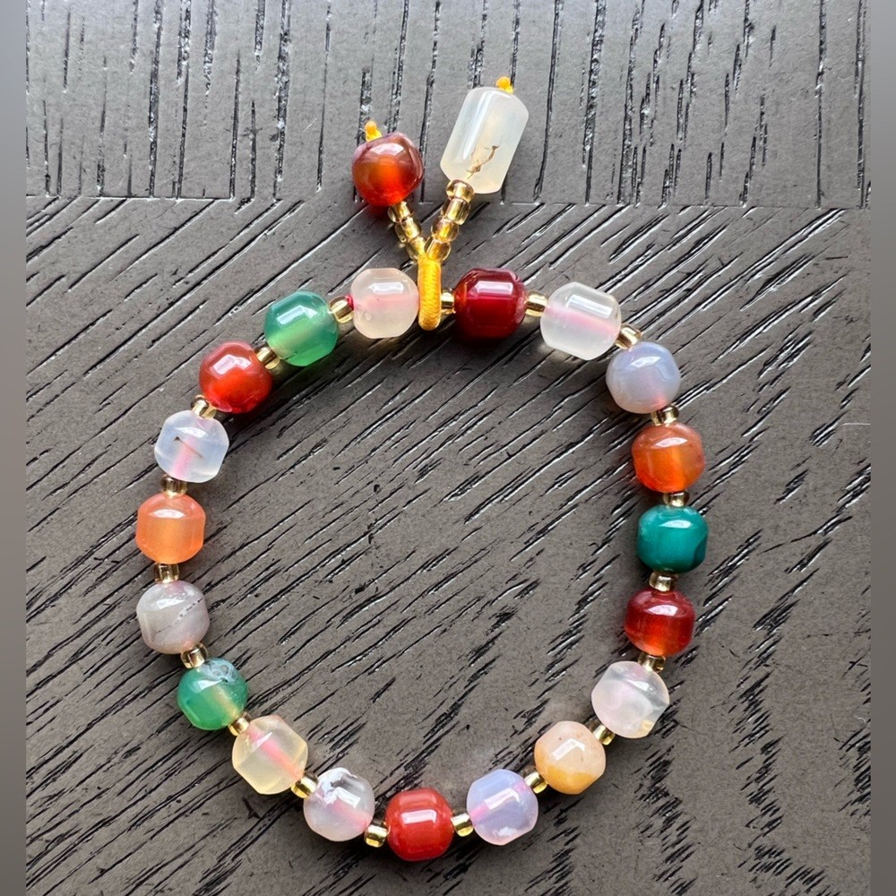 Colorful Agate with charm bracelet 6.5’