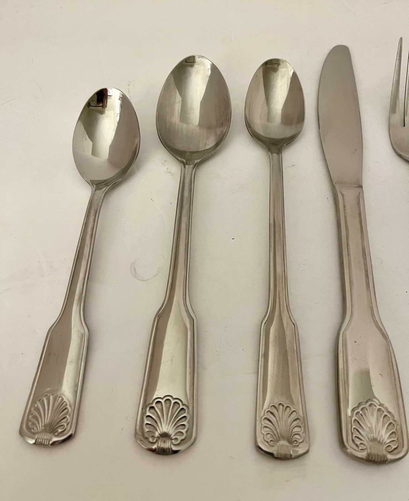 Cambridge Stainless Steel Shell Flatware 7 Piece Place Setting