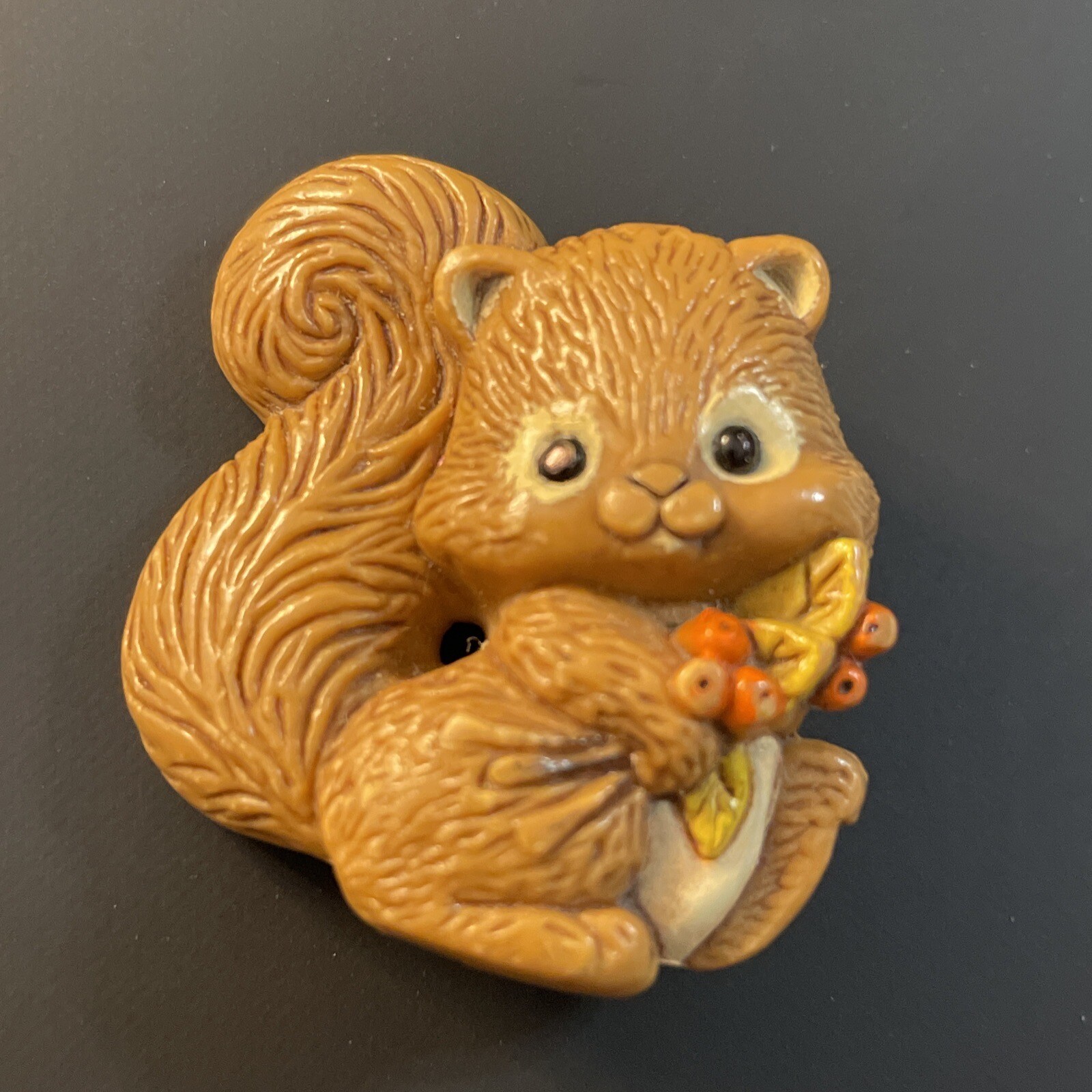 SQUIRREL!!! Hallmark Harvest Vintage Squirrel Pin
