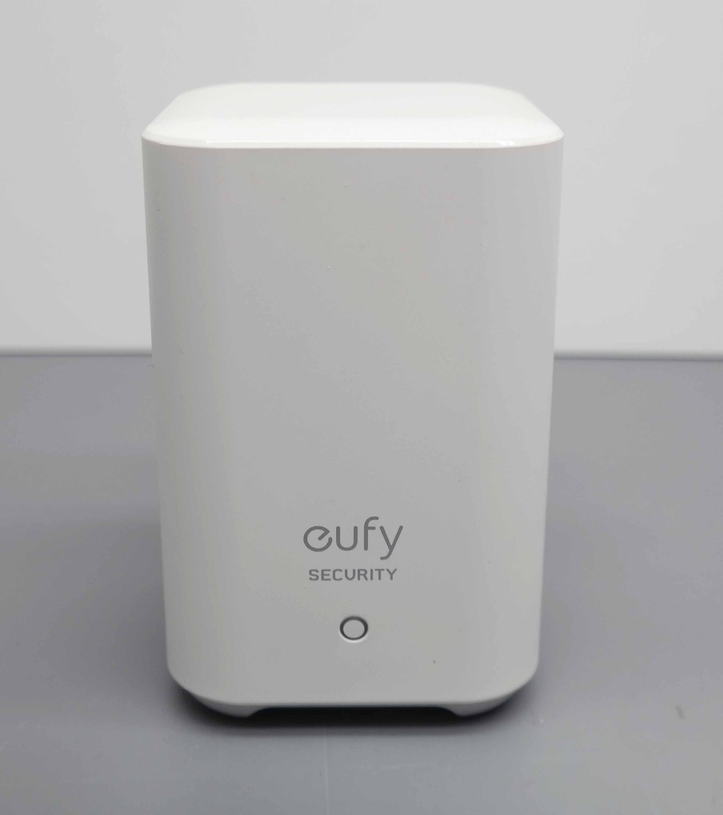 Eufy E82101W3-99 Smart Video Doorbell with 2K HD Resolution
