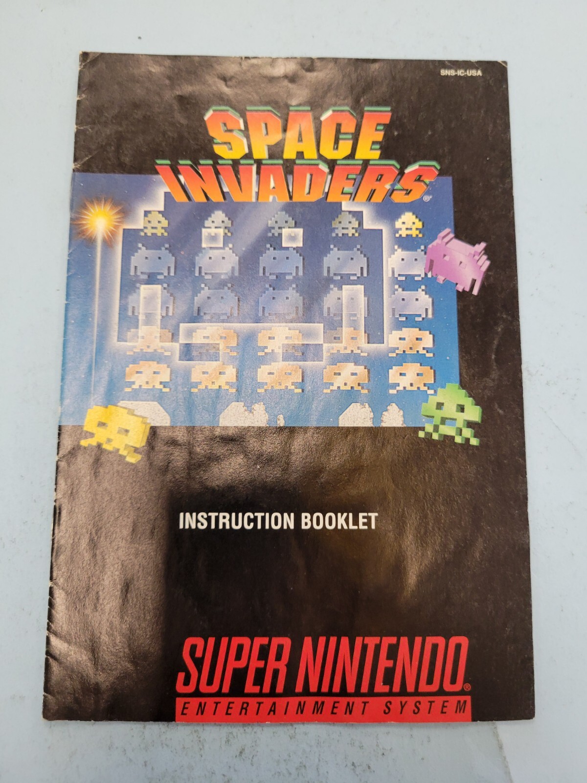 Space Invaders  Super Nintendo Instruction booklet