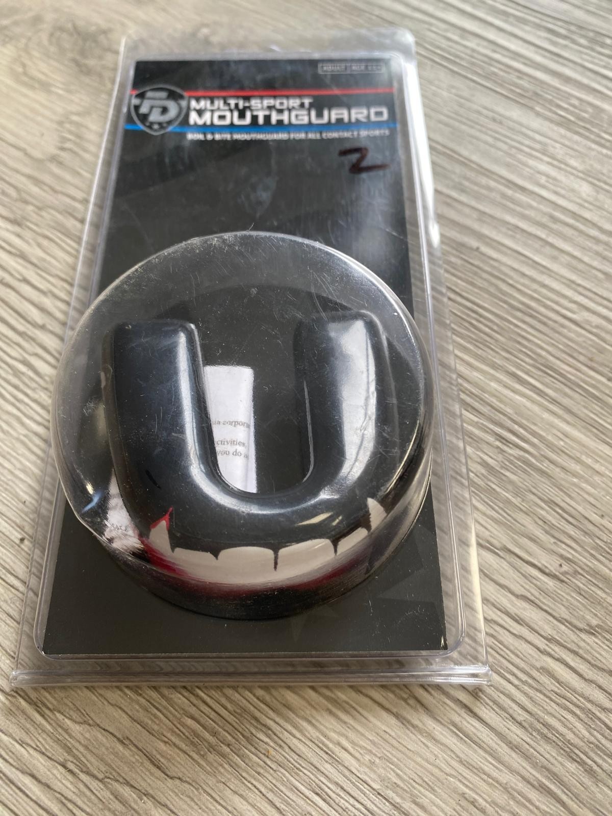 Fight Dentist Mouthguard Vamp Kiss Age 12+ Adult - FD510012