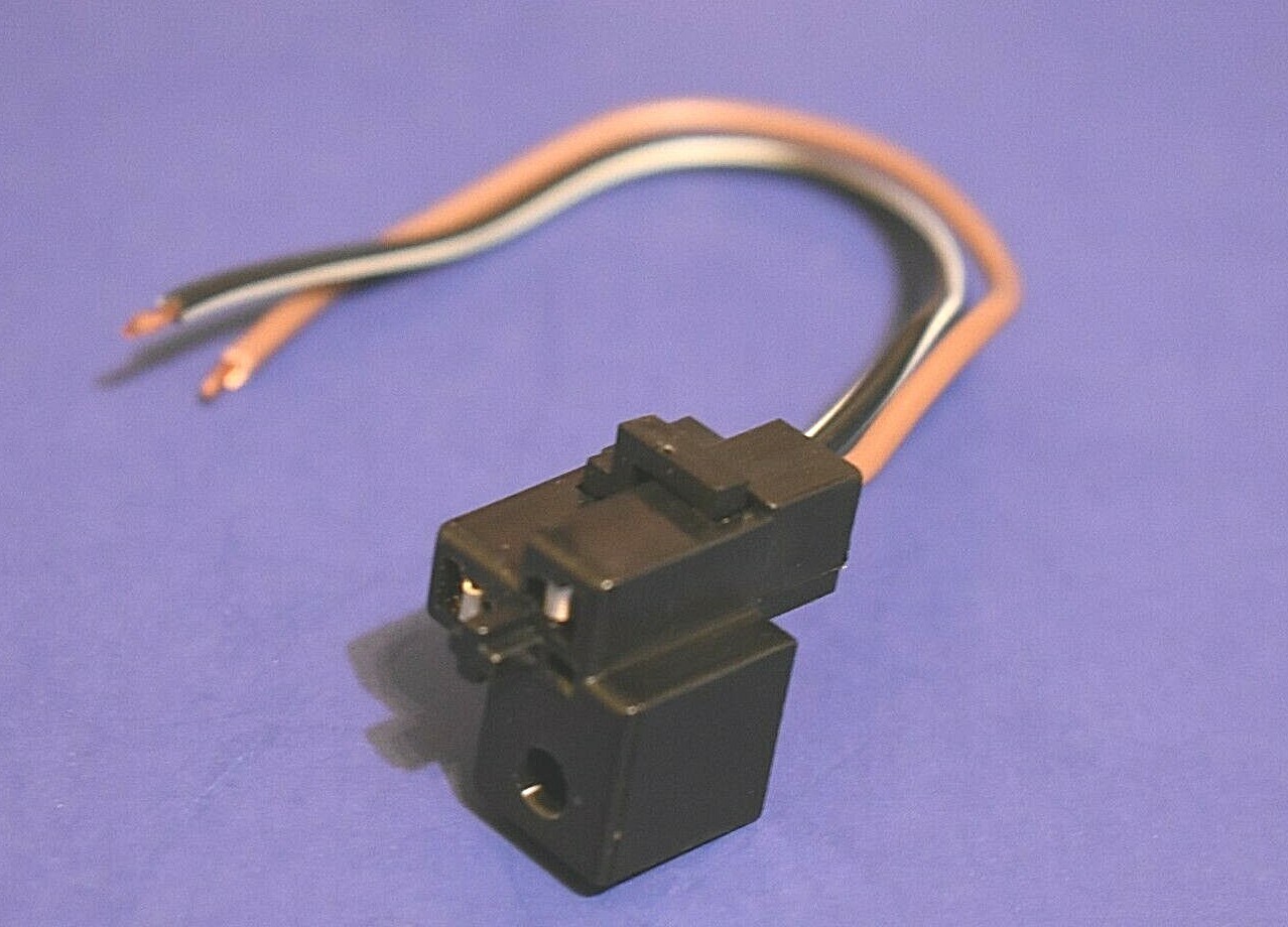 Low Beam Headlight Connector  Plug Harness 1991-1996 Pontiac & 1986-2001 Olds