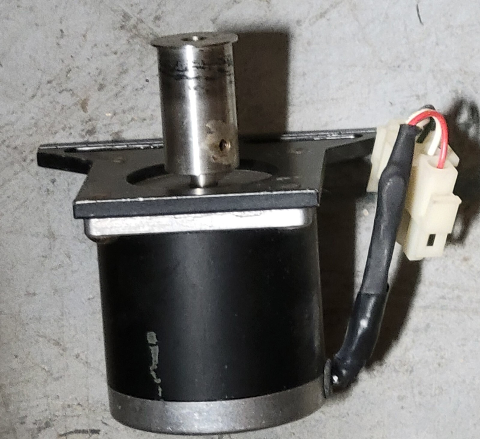 APPLIED MOTION PRODUCTS 5023-094 STEPPING MOTOR 6V 1.2A