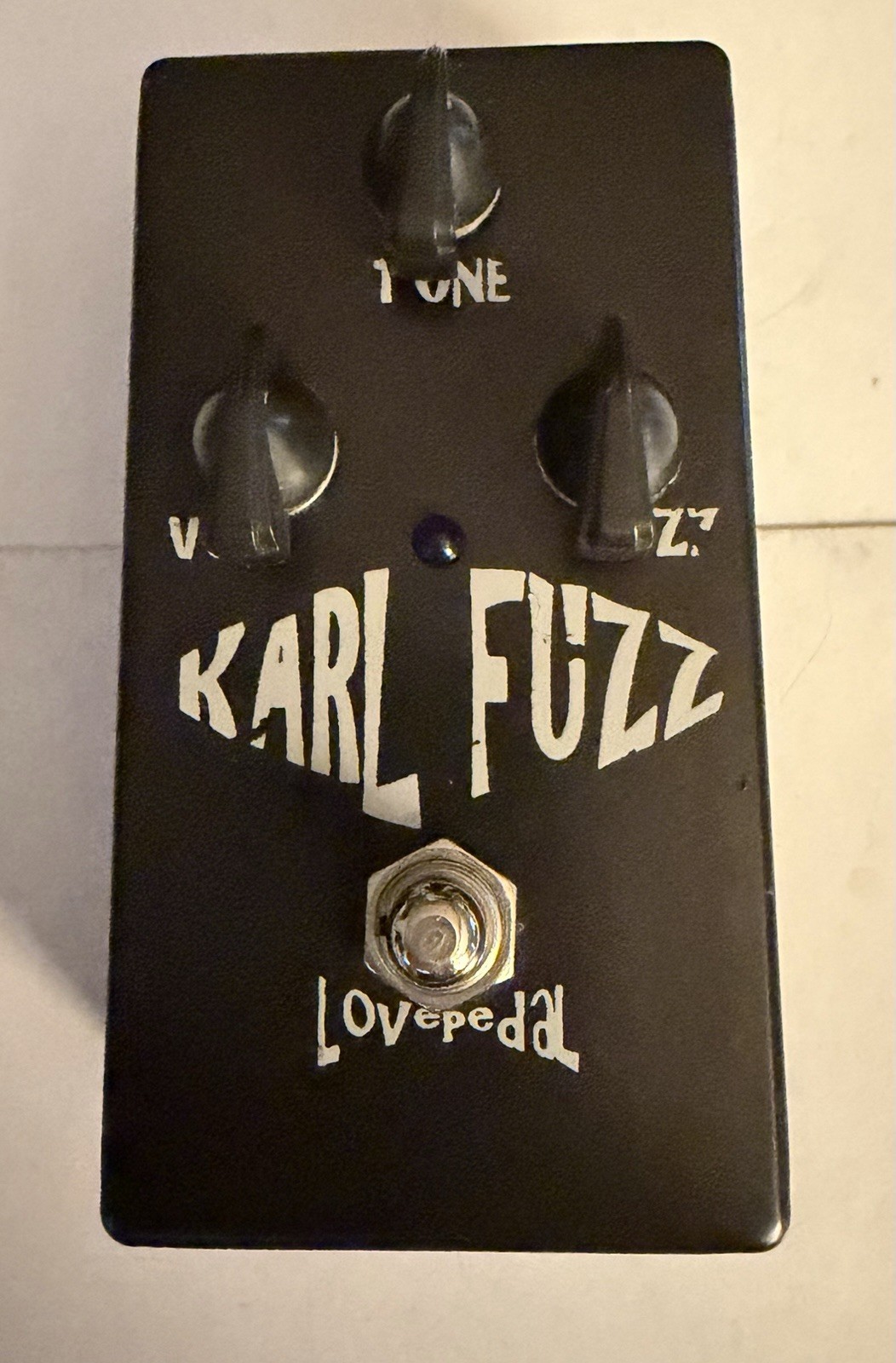 Lovepedal Karl Fuzz Analog Fuzz Pedal for Electric Guitar, Model Karl Fuzz