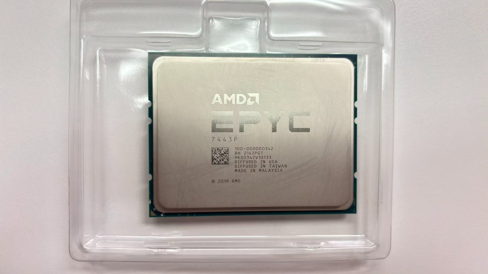 AMD EPYC 7443P 24-Core 48-Thread 2.85GHz SP3 Milan Server CPU 100-000000342 Test