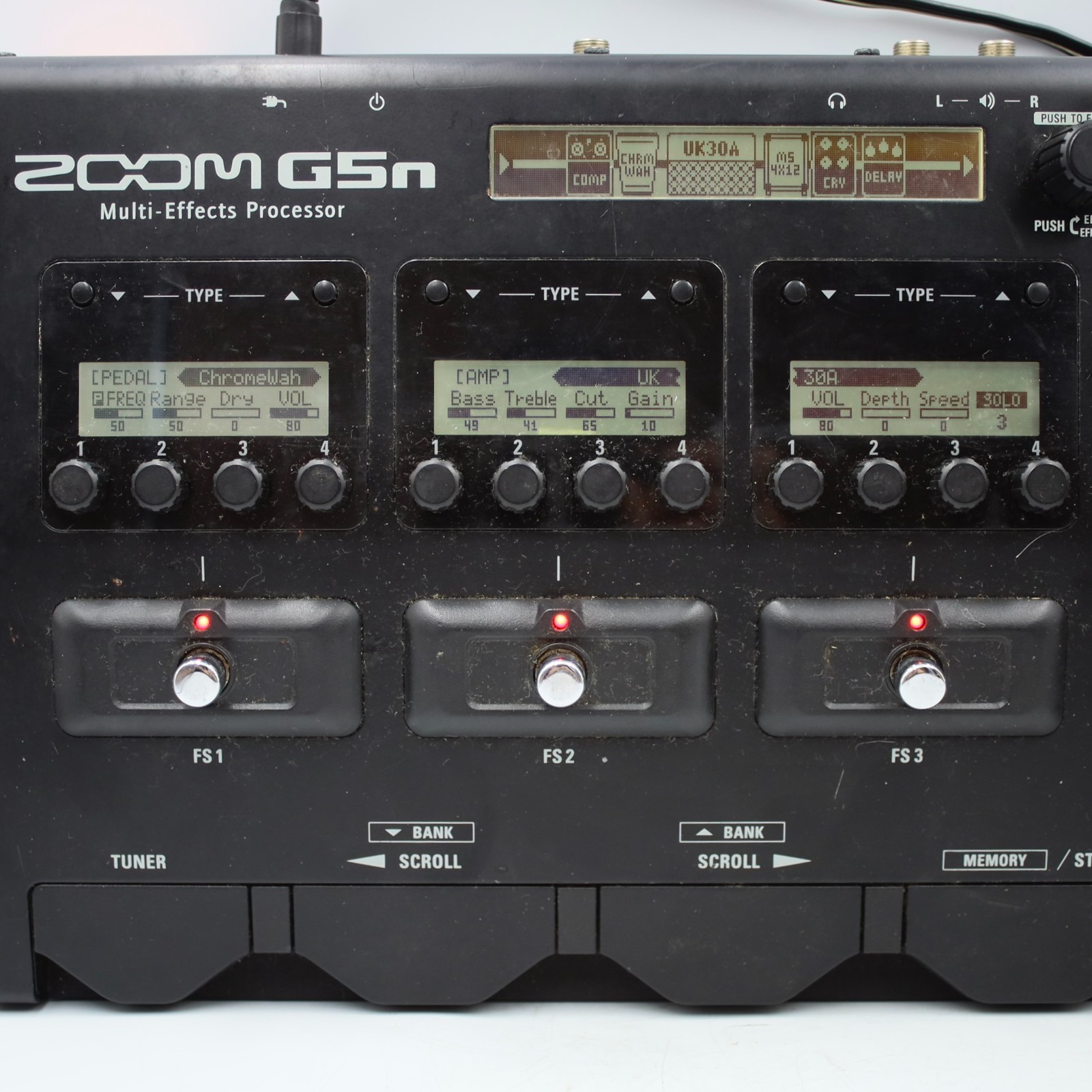 ZOOM G5n Multi Effects Processor With Power Supply Guitar Effect Pedal B76000383