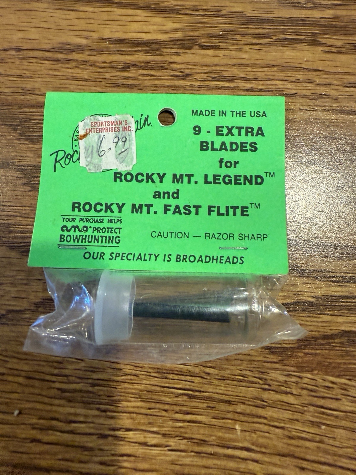 Rocky Mountain Legend And Fast Flight Broadheads For compound Bow 9 Pack