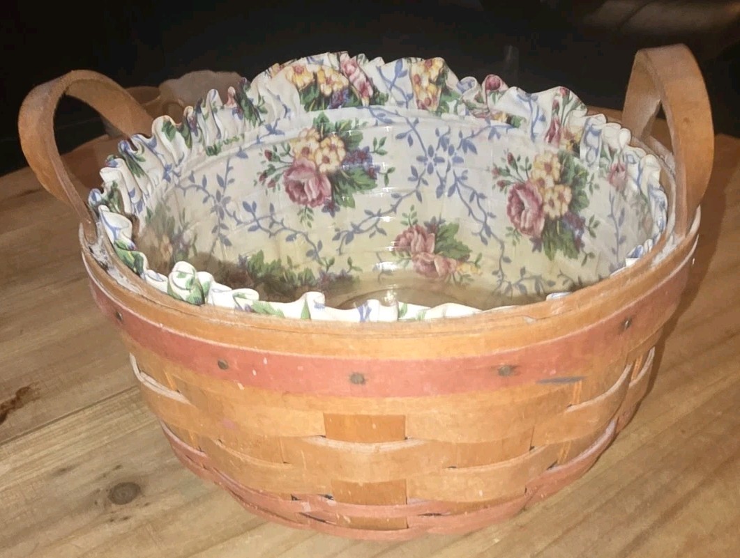 Vintage 1995 Longaberger Hand Woven Artist Signed 8.5" Basket Floral Insert