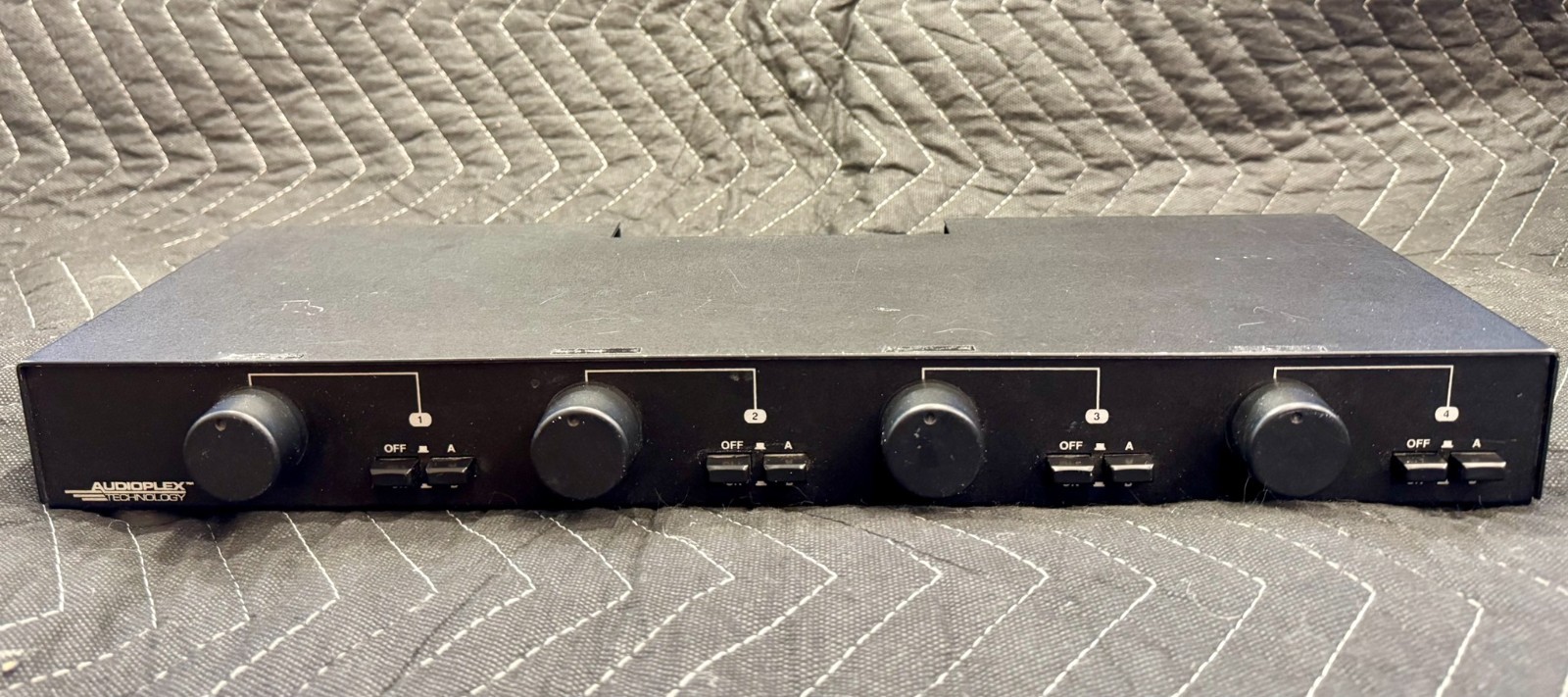 AudioPlex Technology OPT-4 Speaker Selector
