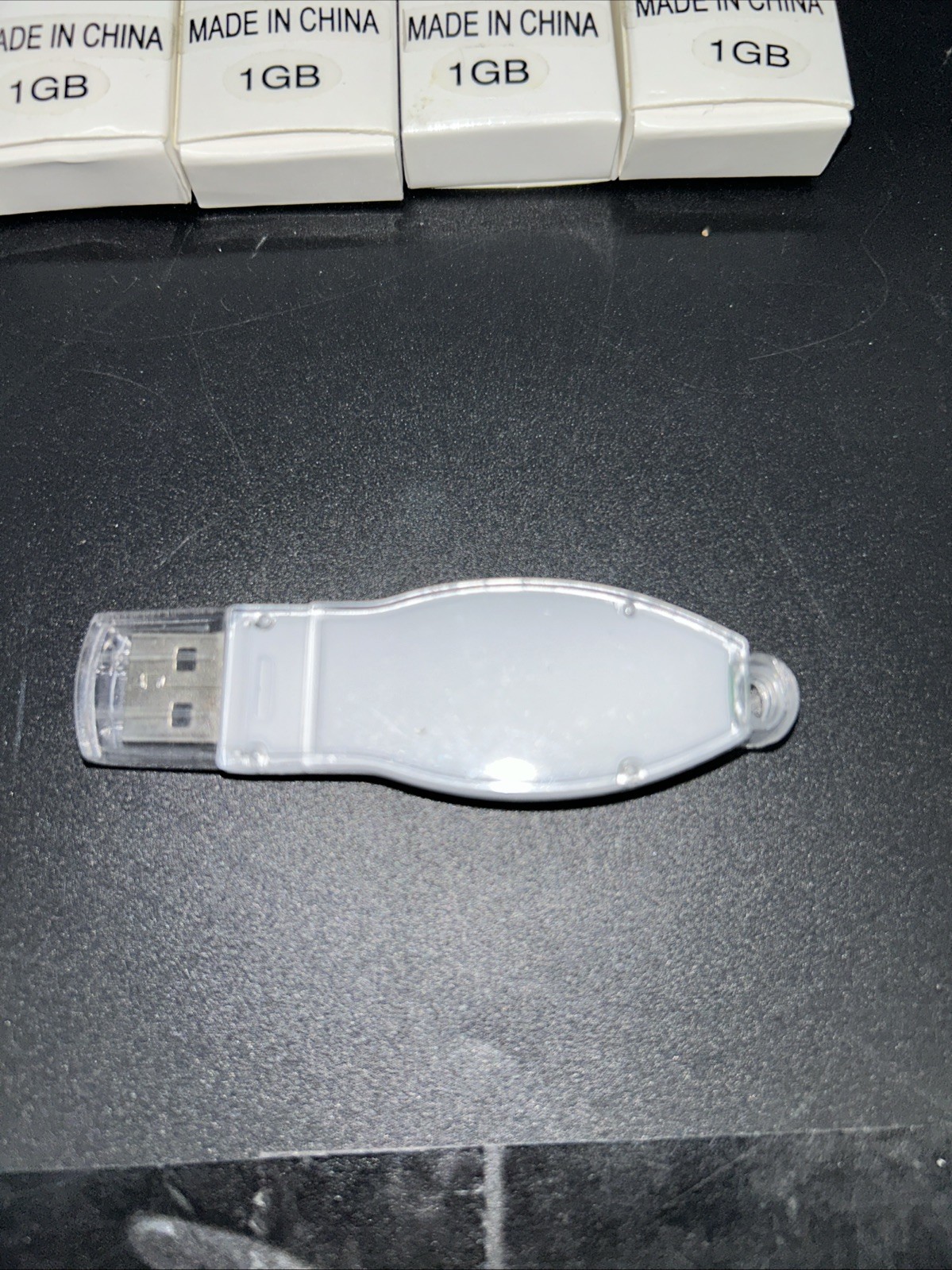1gb Flash Drive. New. 5 Total