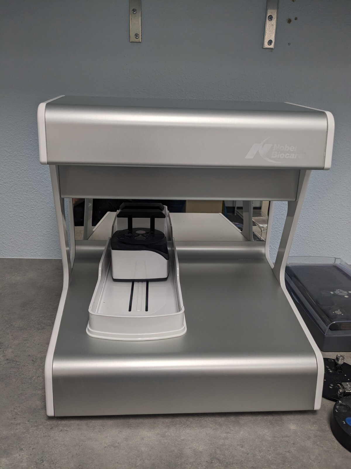 NOBEL BIOCARE OPTIMET Nobel Procera 3D Scanner 2G Model RZ06009 (W/O Computer)