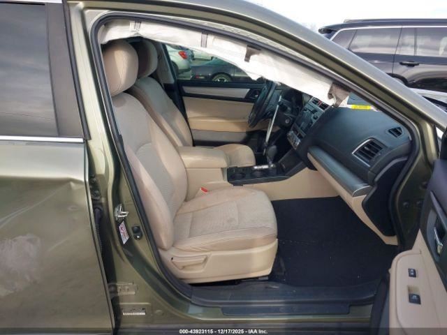 LEGACY 2017 Glove Box 4949418