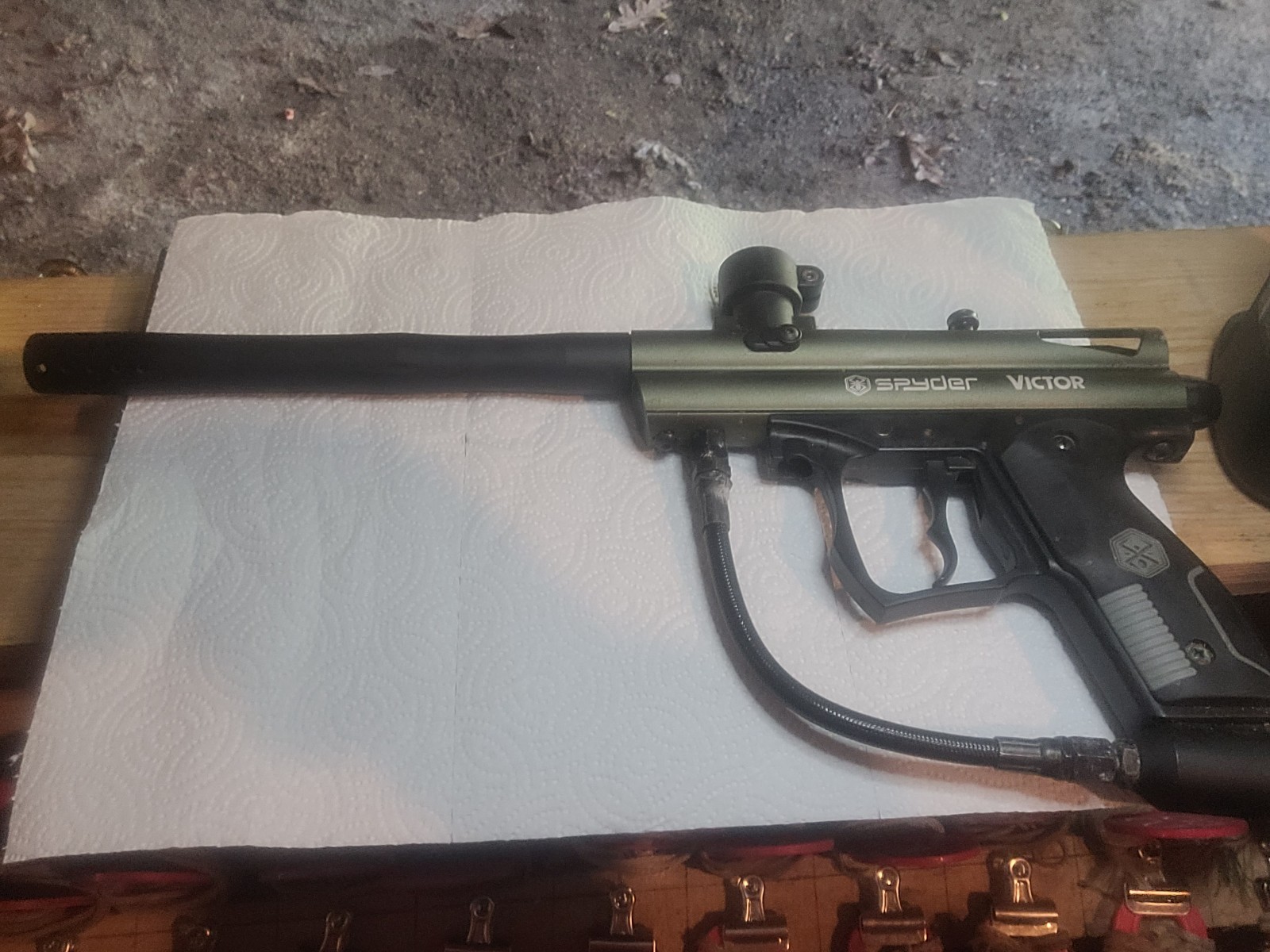 Spyder Victor Paintball Marker Black Semi Auto .68 Cal Tested Cycles, No CO2