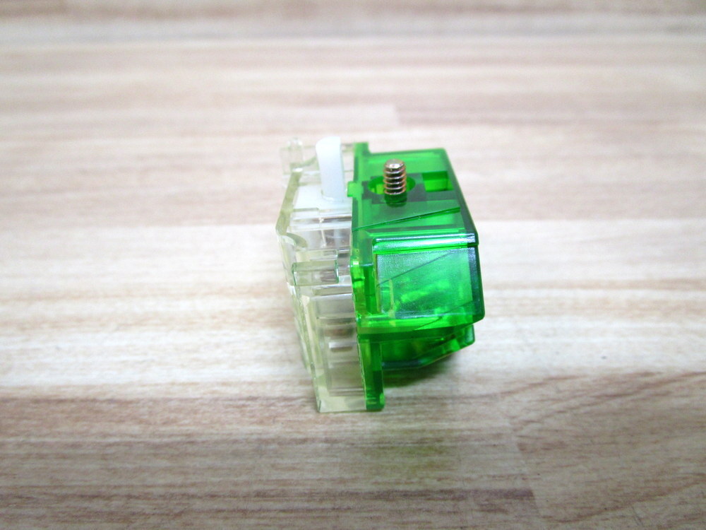Square D 9001-KA2 Contact Block 9001KA2 88001 Green/Series K