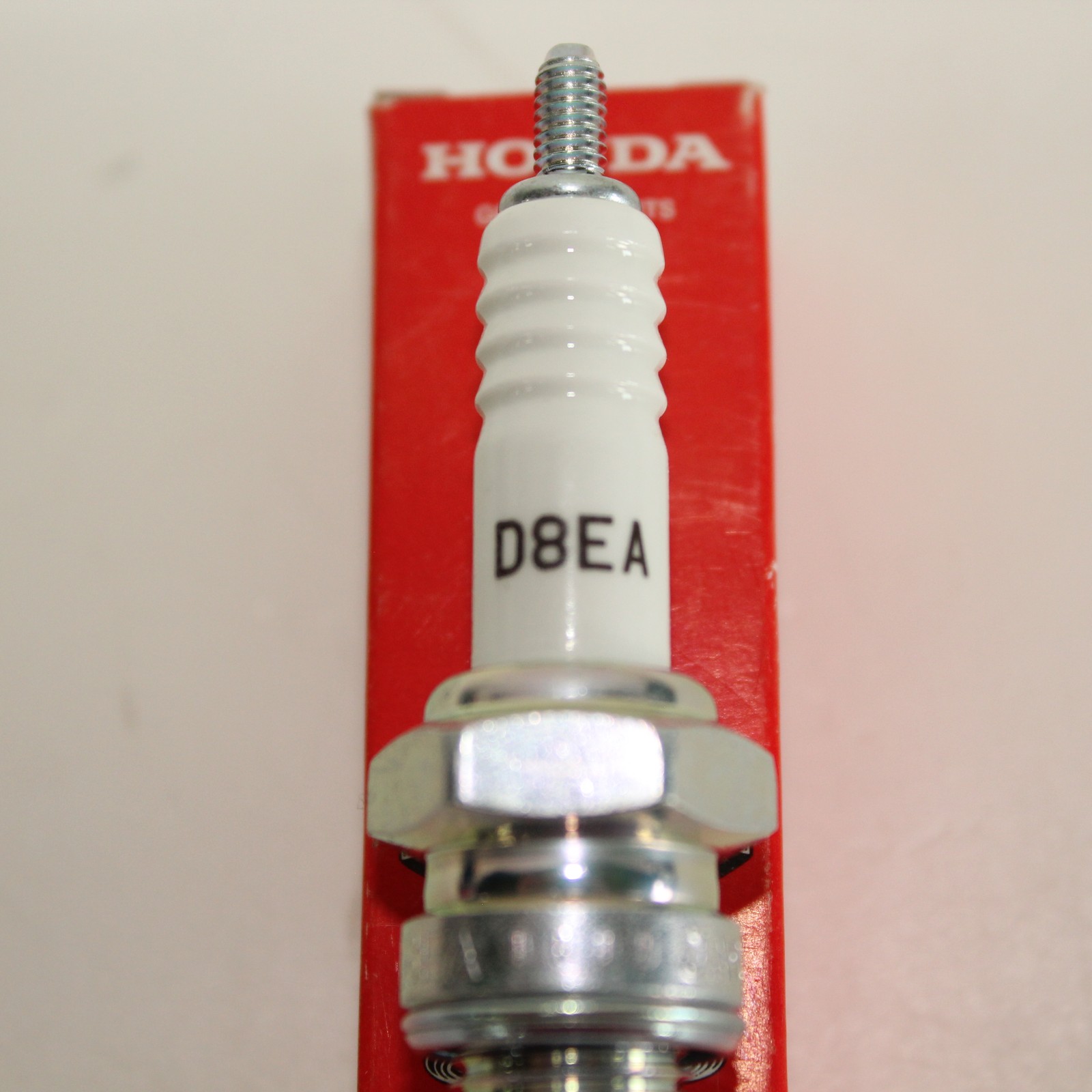 Honda 98069-58717 NGK D8EA Spark Plug