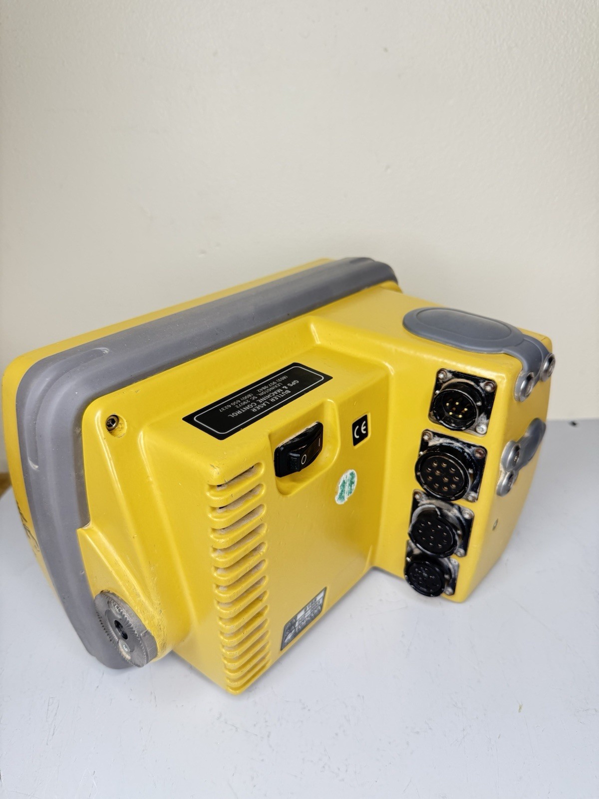 TOPCON SYSTEM FIVE 9168 GPS MACHINE CONTROL BOX 3D-MC ,DOZER, GRADER ,PAVER