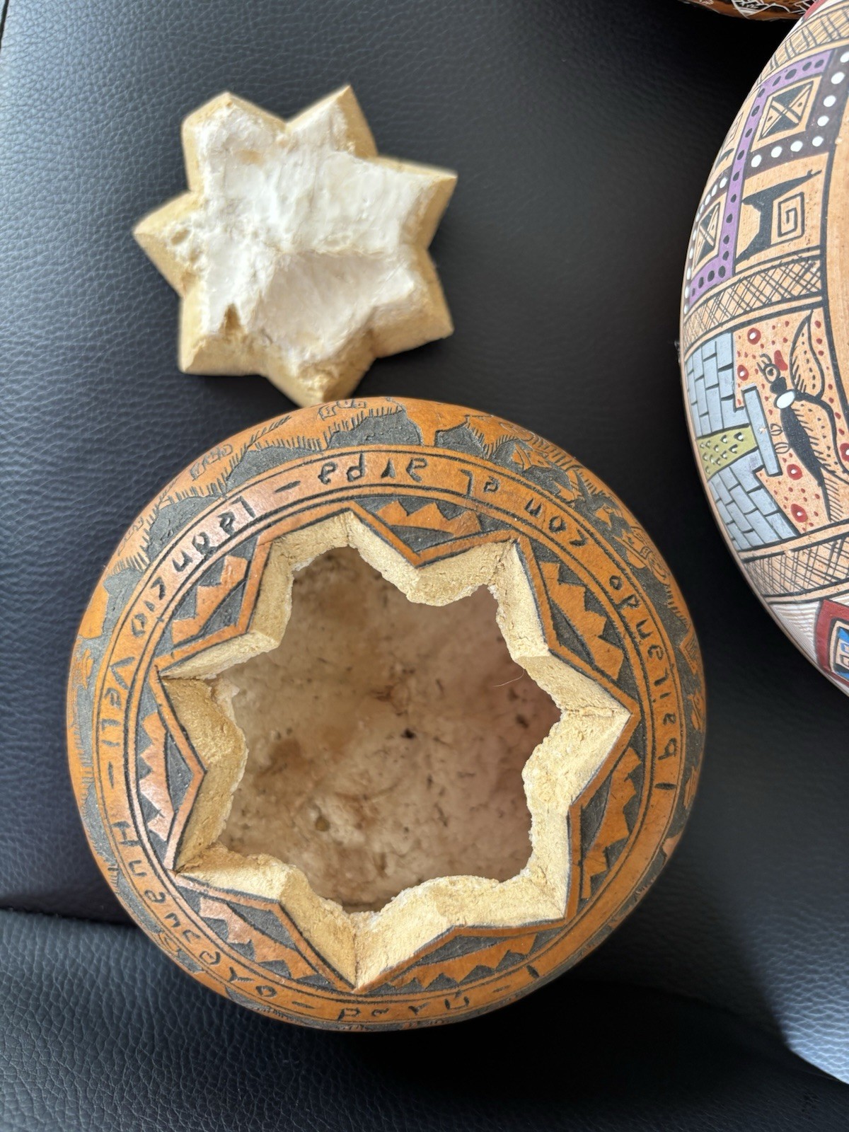 Peruvian Style Pottery & Etched Gourd Decor Bundle Signed Leoncio Veli