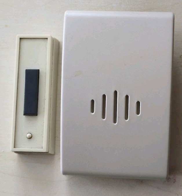 Carlon Doorbell Wireless Chime Plug-in RC3130R