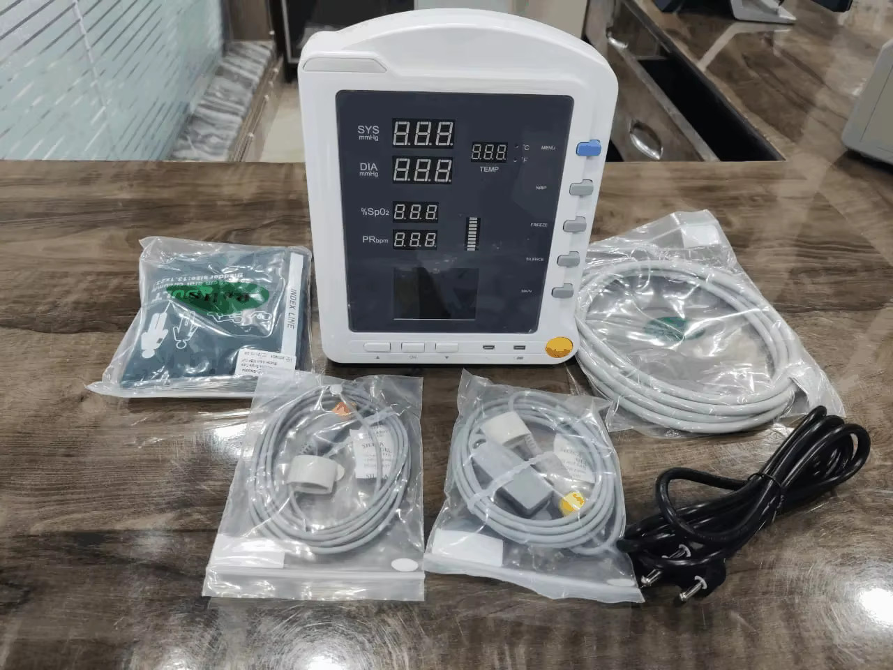 CMS5100 Medical Vital Signs Monitoring System Multi Parameter Monitor NIBP SPO2
