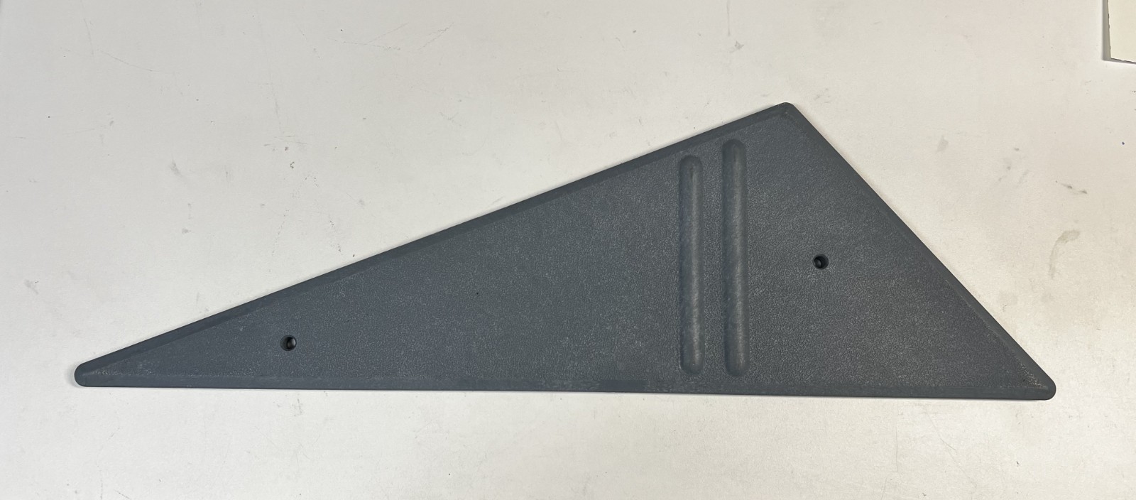 (1) NEW FOLLETT ICE BIN LEFT SIDE COVER 207615 EXCELLENT CONDITION!