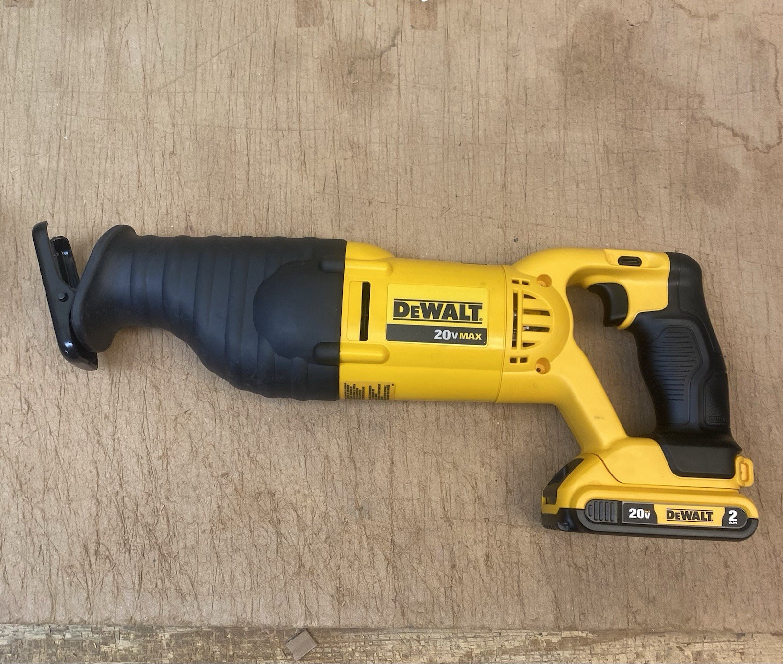 Dewalt Tool Set Dcs381, DCD780B, DCL040 With Bits