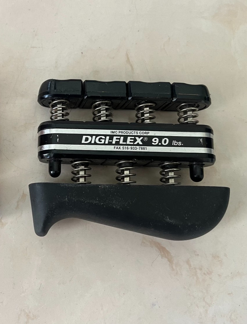 DIGI-FLEX 10-0744 9.0lbs 4.1kgs Resistance X-Heavy Hand & Finger Exercise System
