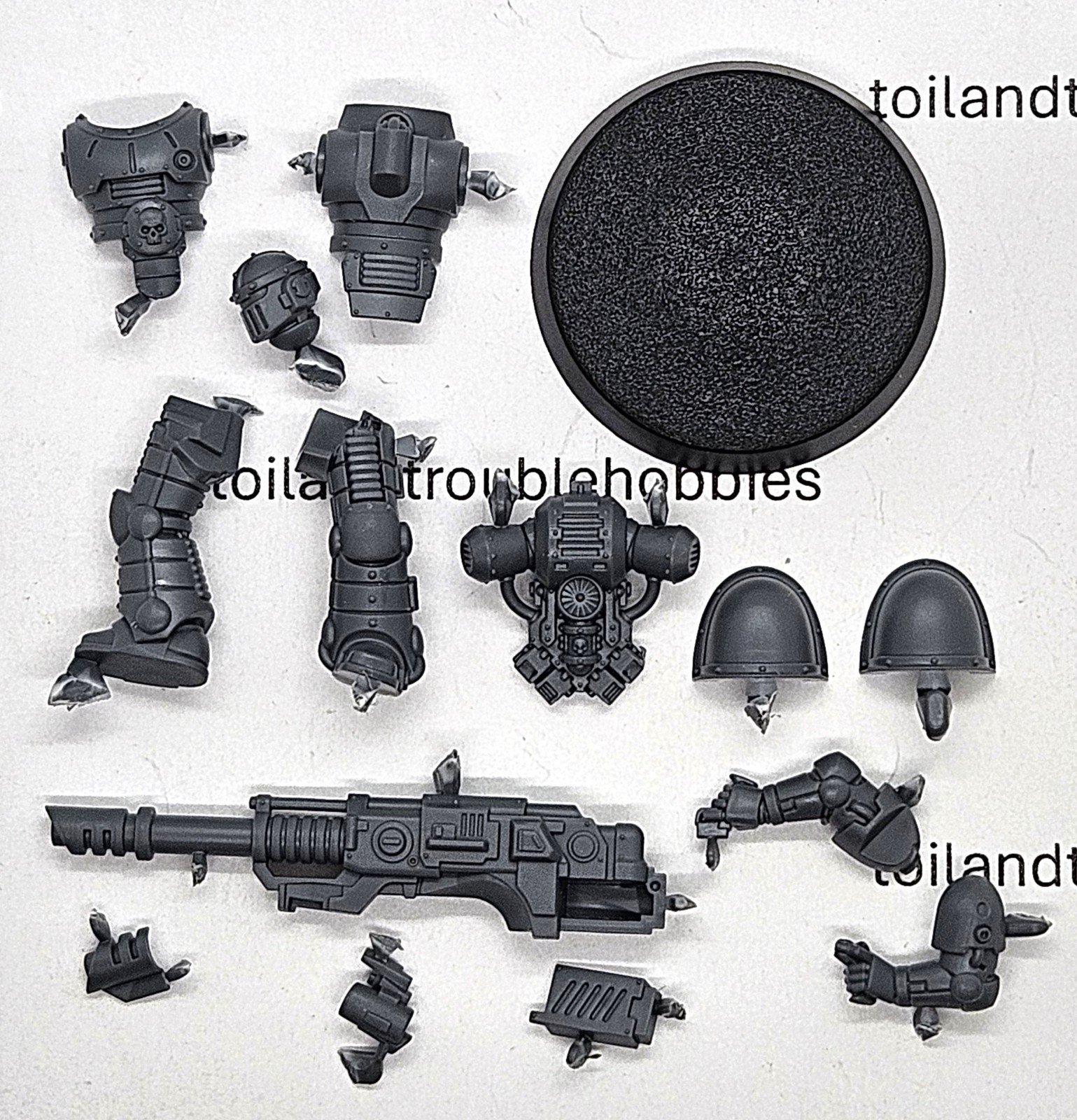 Horus Heresy Warhammer 40k Mk II Space Marine with Lascannon Single