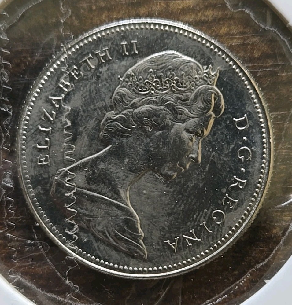 1968 Canadian Canada 50 Cent Half Dollar Coin Queen Elizabeth II Great Condition