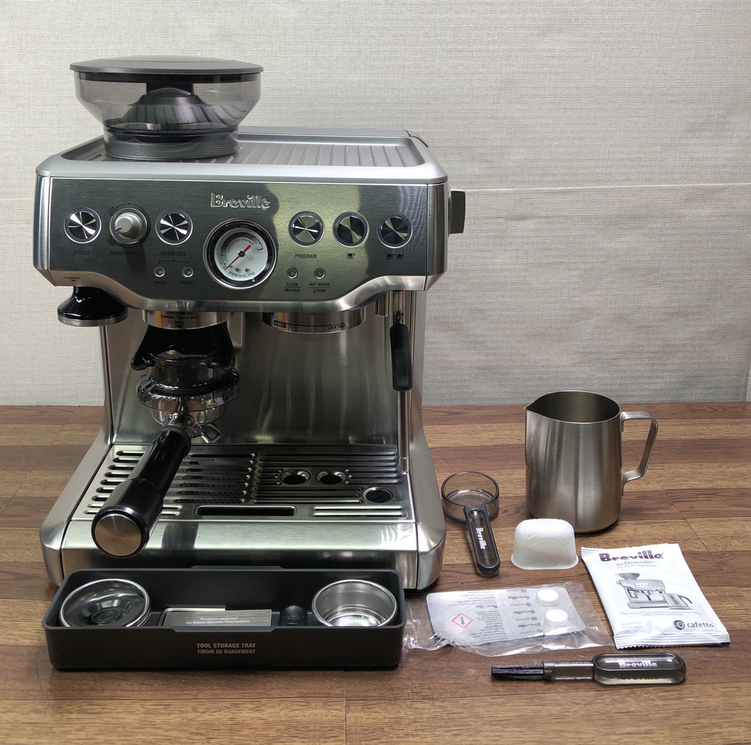 Breville Barista BES870XL/F Espresso Machine with Grinder