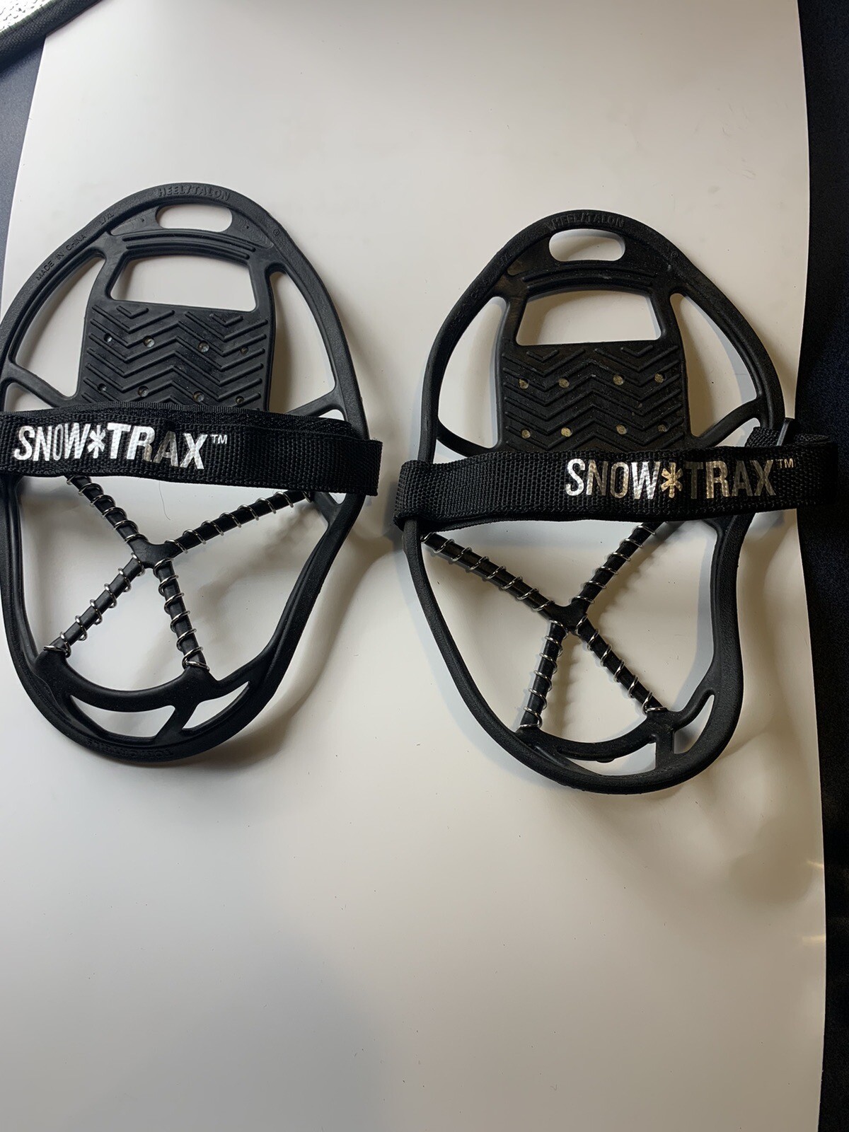 Trax Men’s Snow Shoes Size 9/10 Women’s Size 8+ One Size Stretches To Fit Most
