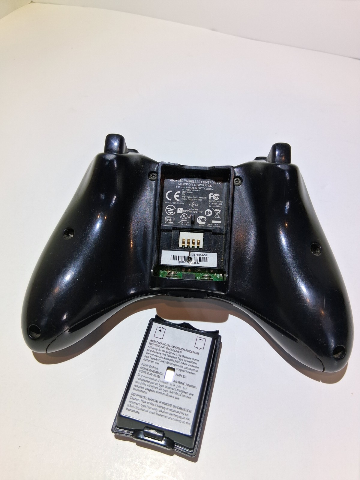 Microsoft Xbox 360 E 250GB With Camo Controller Tested