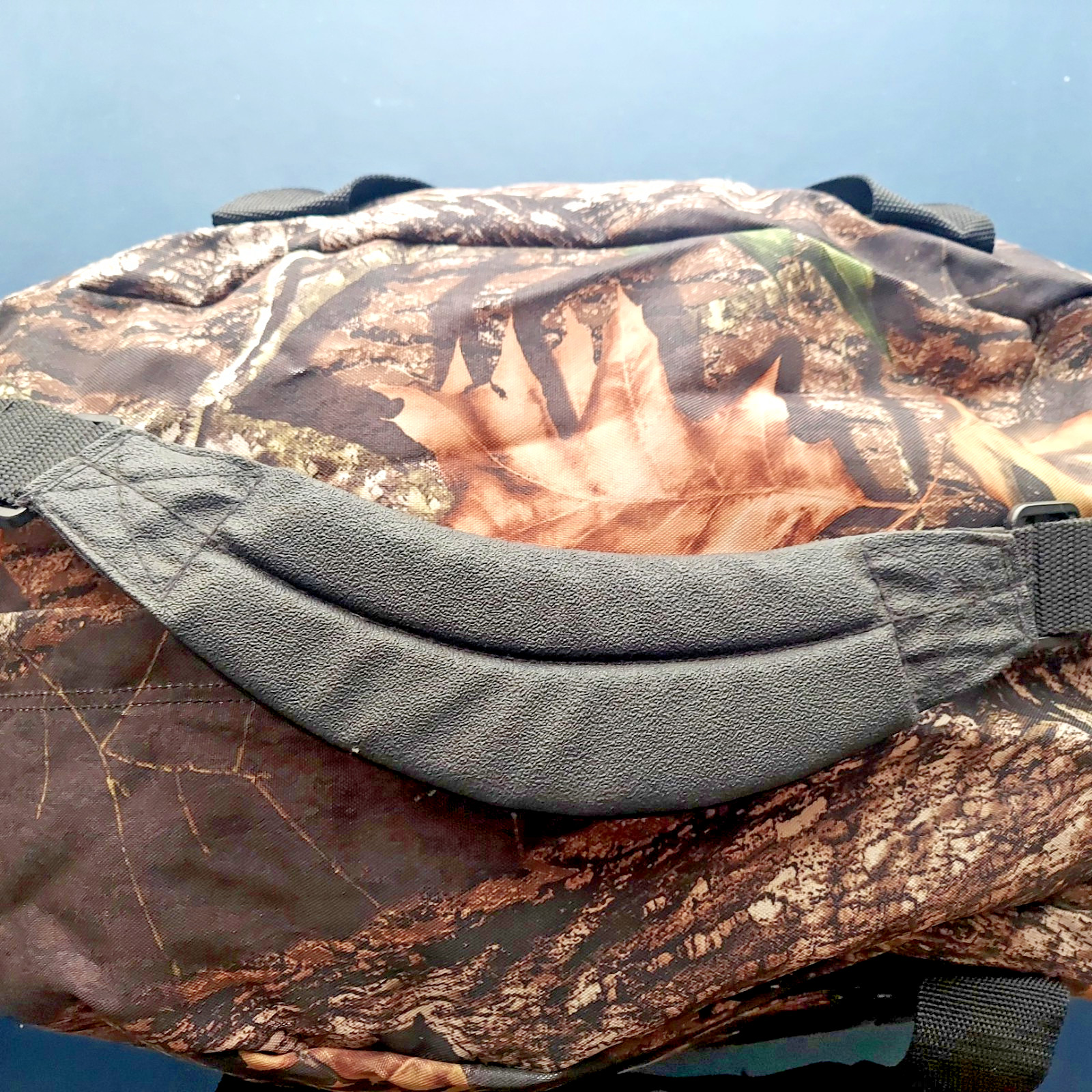 Medium Mossy Oak Breakup camo medium duffle duffel 24" mossyoak