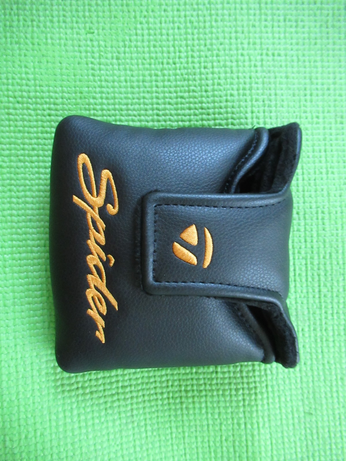 Nice Taylormade Spider putter head-cover hc